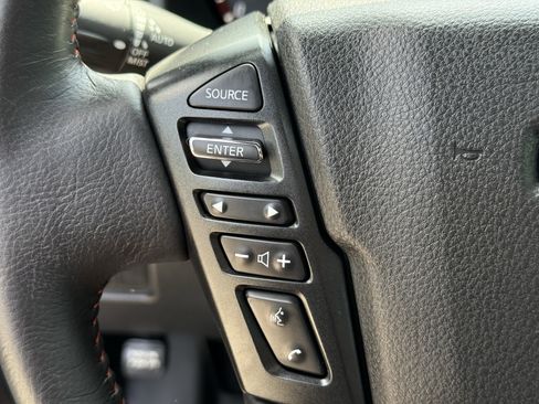 Used 2024 Nissan Titan PRO-4X w/ Pro-4x Convenience Package AWD/4WD image 16