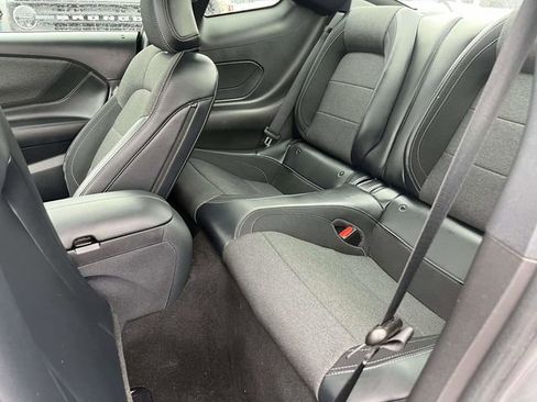 Used 2025 Ford Mustang Coupe RWD image 9