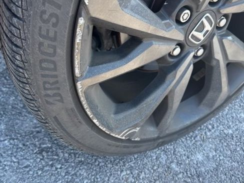 Used 2018 Honda Civic Sport Touring image 10