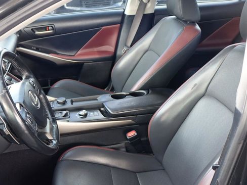Used 2019 Lexus IS 300 RWD image 13