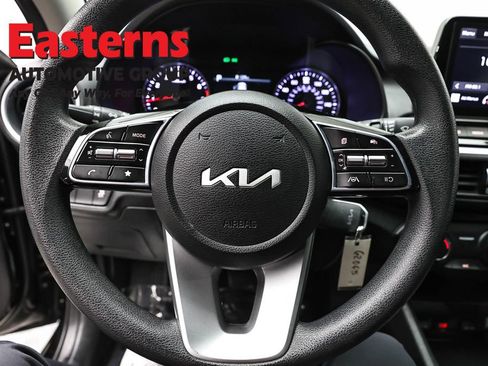 Used 2023 Kia Forte LXS FWD image 10