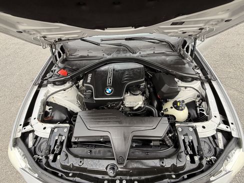 Used 2015 BMW 320i Sedan image 31