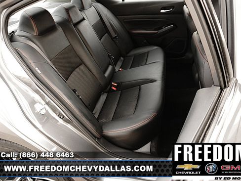 Used 2024 Nissan Altima 2.5 SR FWD image 11