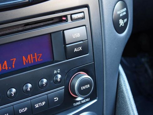 Used 2016 Nissan 370Z Coupe image 32