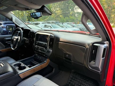 Used 2017 Chevrolet Silverado 1500 LTZ w/ Sport Package AWD/4WD image 21