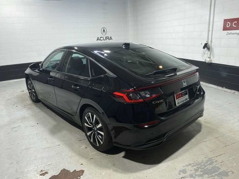 Used 2024 Honda Civic EX-L image 4