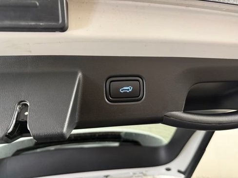 Certified 2023 Hyundai Tucson SEL AWD/4WD image 34