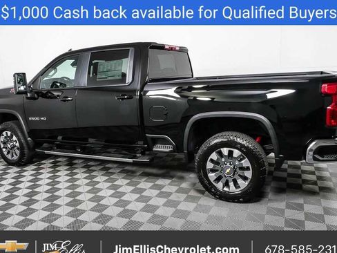 New 2026 Chevrolet Silverado 2500 LT w/ All Star Edition AWD/4WD image 2