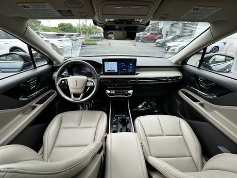 Used 2023 Lincoln Corsair AWD w/ Equipment Group 101A image 16
