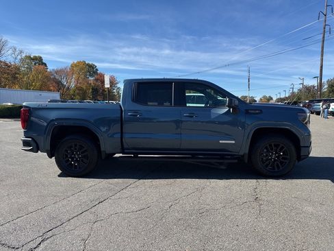 New 2026 GMC Sierra 1500 Elevation image 7
