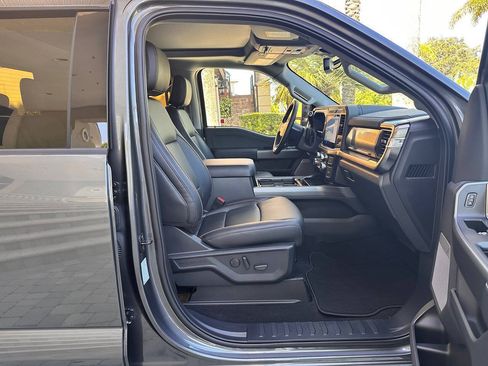 Used 2026 Ford F250 Lariat RWD image 23