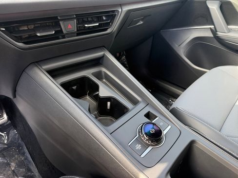 New 2026 Volkswagen Tiguan SE R-Line image 13