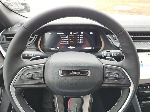 New 2026 Jeep Grand Cherokee Limited w/ Limited Altitude Package AWD/4WD image 21