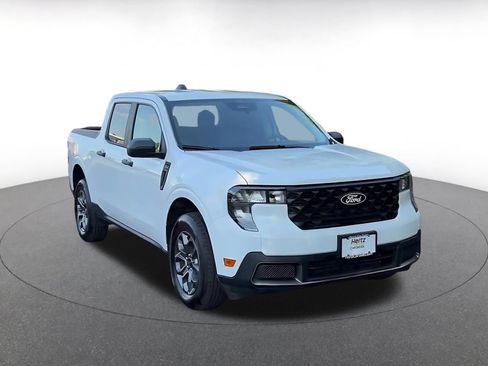 Used 2026 Ford Maverick XLT w/ Equipment Group 301A AWD/4WD image 3