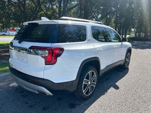 Used 2023 GMC Acadia SLT w/ Technology Package FWD image 6