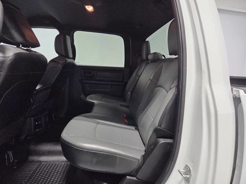 Used 2022 RAM 2500 Tradesman w/ Chrome Appearance Group AWD/4WD image 14