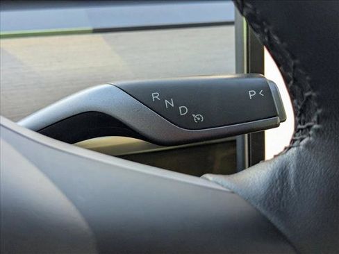 Used 2019 Tesla Model 3 Long Range image 12