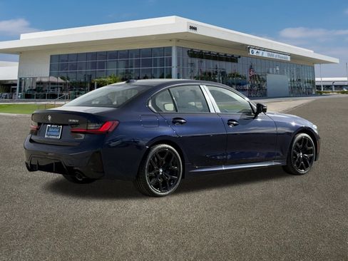 New 2026 BMW 330i Sedan w/ M Sport Package image 11
