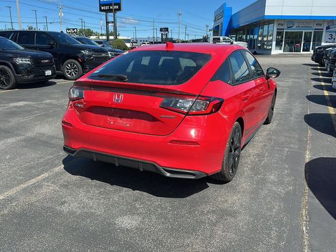 Used 2022 Honda Civic Sport image 3