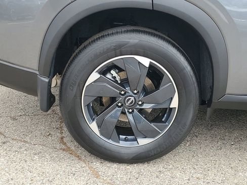 New 2026 Nissan Rogue SV image 5