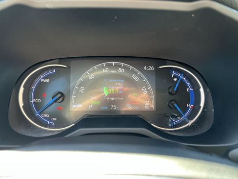 Used 2023 Toyota RAV4 XLE Premium AWD/4WD image 17