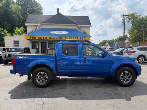 Used 2014 Nissan Frontier PRO-4X w/ Pro-4x Luxury Package AWD/4WD image 1