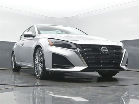 Used 2023 Nissan Altima 2.5 SL image 53