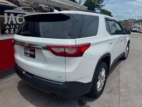 Used 2020 Chevrolet Traverse LT w/ Driver Confidence II Package AWD/4WD image 6