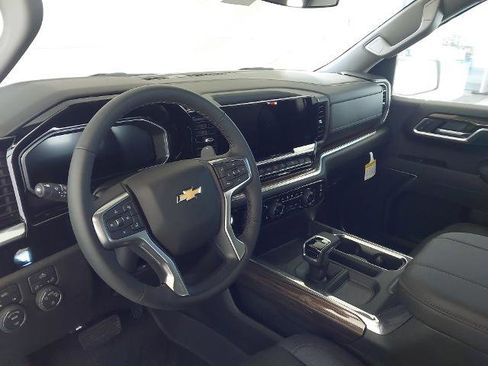 New 2026 Chevrolet Silverado 1500 LT w/ All Star Edition Plus AWD/4WD image 2