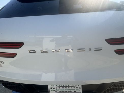 Used 2024 Genesis GV70 2.5T AWD/4WD image 20