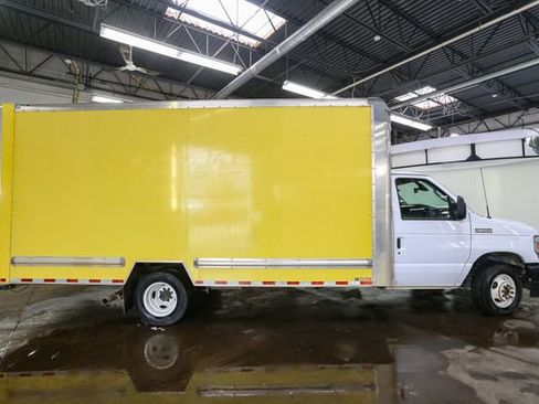 Used 2023 Ford E-350 and Econoline 350 Super Duty w/ Driver's Safety Package RWD image 11