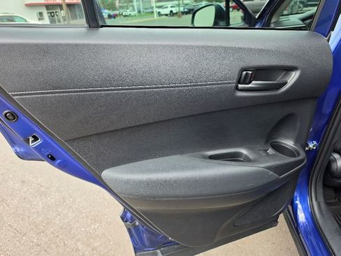 Used 2022 Toyota Corolla Cross LE AWD/4WD image 23