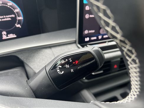Certified 2026 Volkswagen Tiguan S FWD image 22