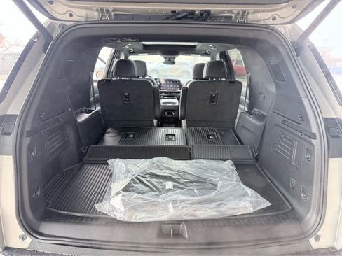 New 2026 Chevrolet Traverse Z71 w/ Enhanced Driving Package image 41