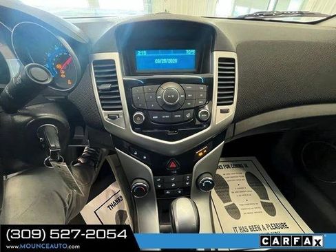Used 2011 Chevrolet Cruze LT FWD image 16