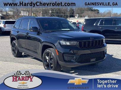 Used 2024 Jeep Grand Cherokee Altitude