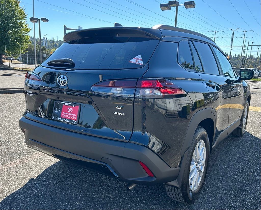 New 2026 Toyota Corolla Cross LE w/ Moonroof Package AWD/4WD image 5