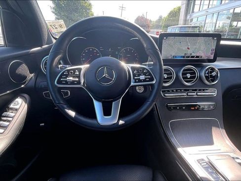 Certified 2022 Mercedes-Benz GLC 300 4MATIC image 5
