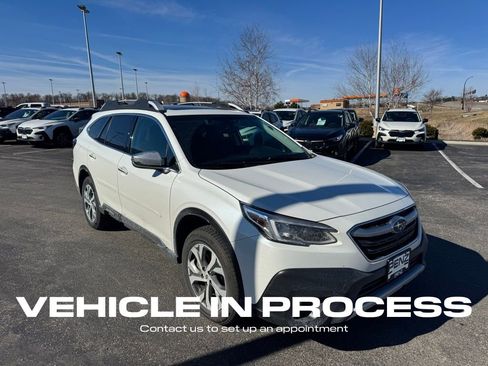 Used 2022 Subaru Outback Touring image 1