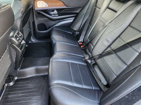 Used 2021 Mercedes-Benz GLE 450 4MATIC image 33