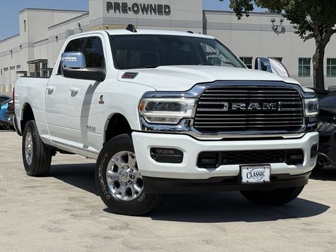 Used 2024 RAM 2500 Laramie w/ Safety Group AWD/4WD image 2