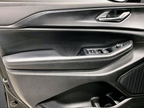 Used 2024 Jeep Grand Cherokee Altitude image 20