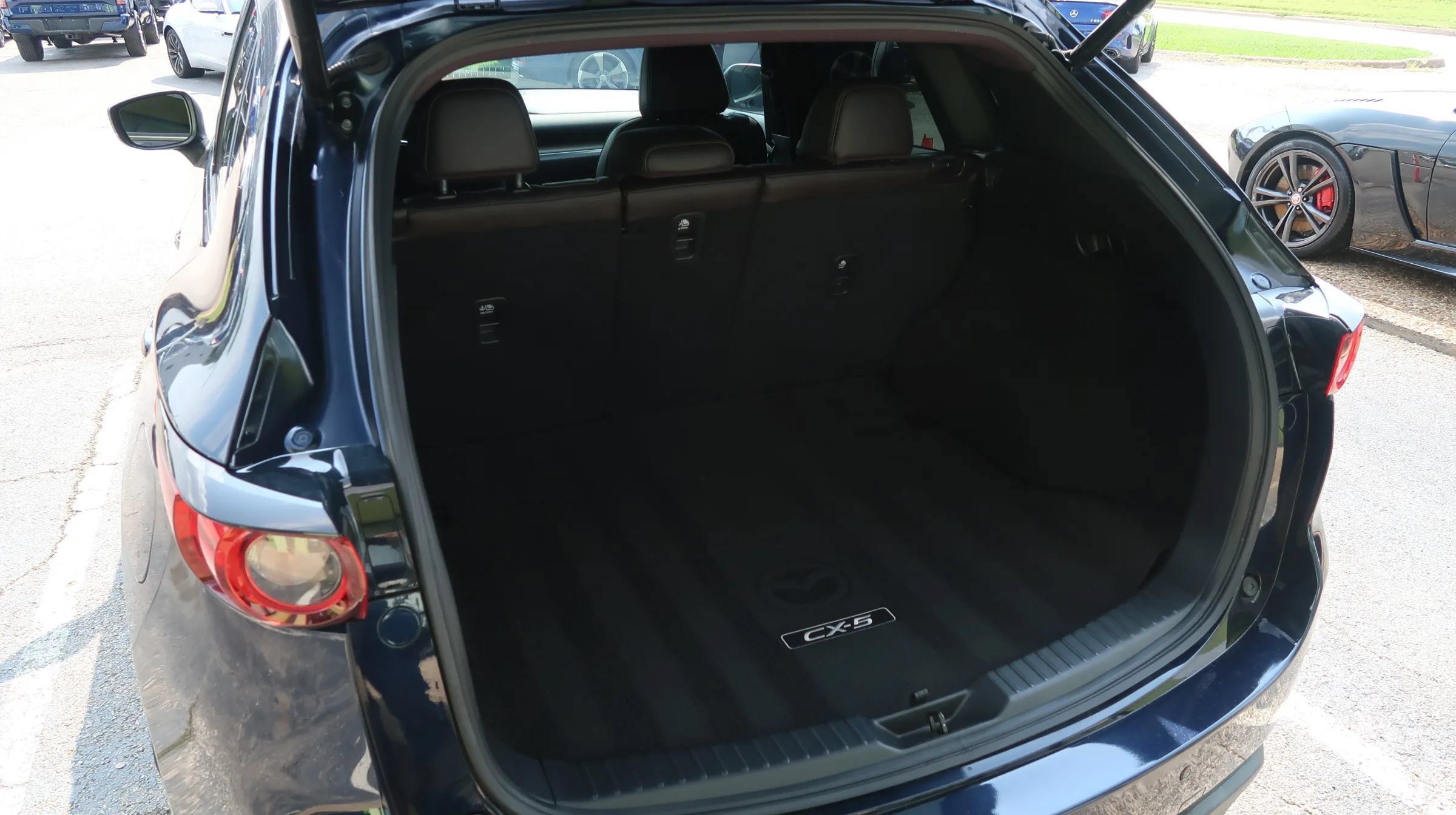 Used 2021 MAZDA CX-5 Signature AWD/4WD image 15
