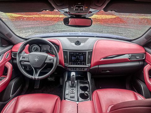 Used 2021 Maserati Levante S image 16