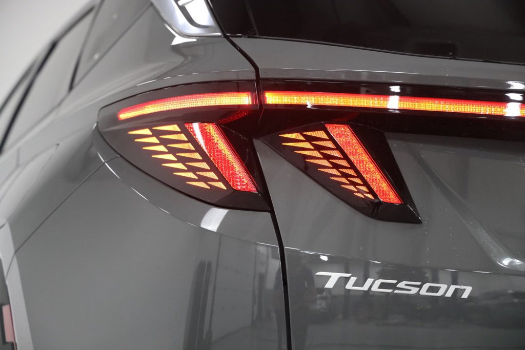 New 2026 Hyundai Tucson Limited AWD/4WD image 11