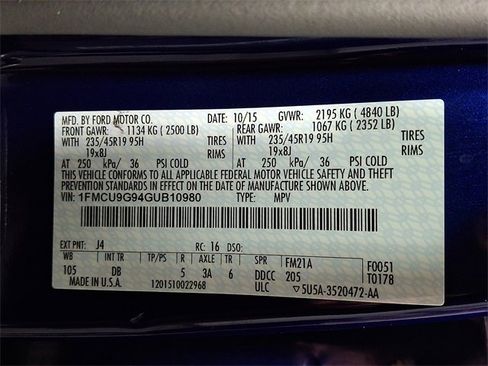 Used 2016 Ford Escape SE w/ SE Chrome Package image 26