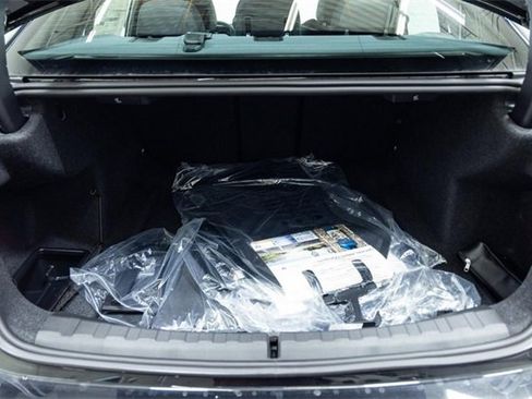 New 2026 BMW 330i xDrive Sedan image 13