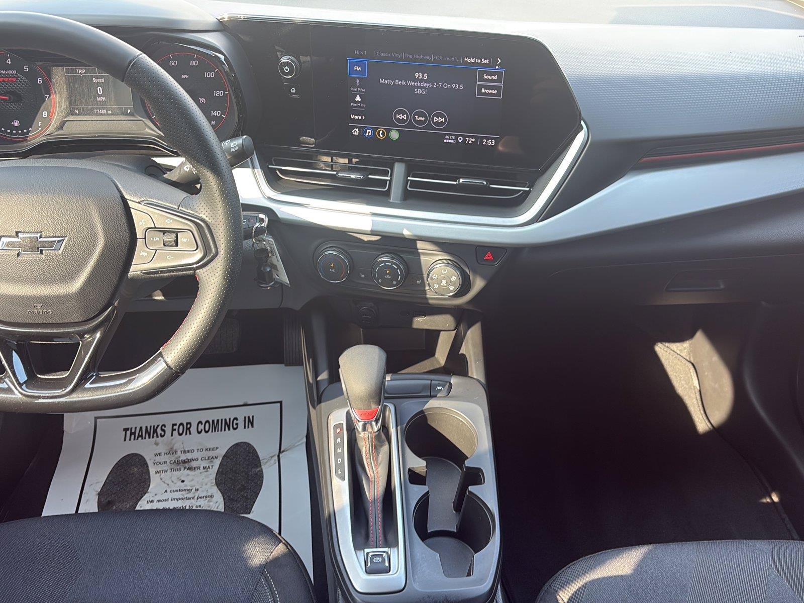 Used 2025 Chevrolet Trax RS FWD image 16