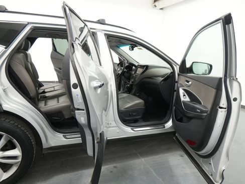 Used 2014 Hyundai Santa Fe Sport 2.0T w/ Technology Package 05 AWD/4WD image 33
