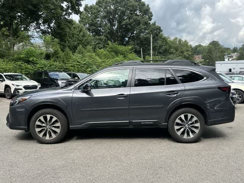 Used 2024 Subaru Outback Limited AWD/4WD image 2